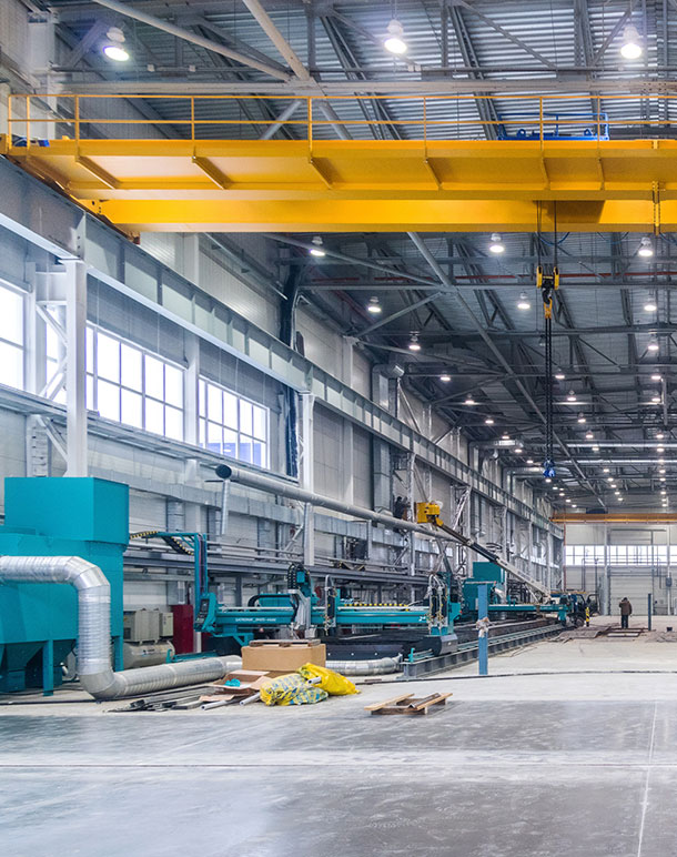Lichsysteme Industrie - Hallenkranbeleuchtung: Sicherheit zählt